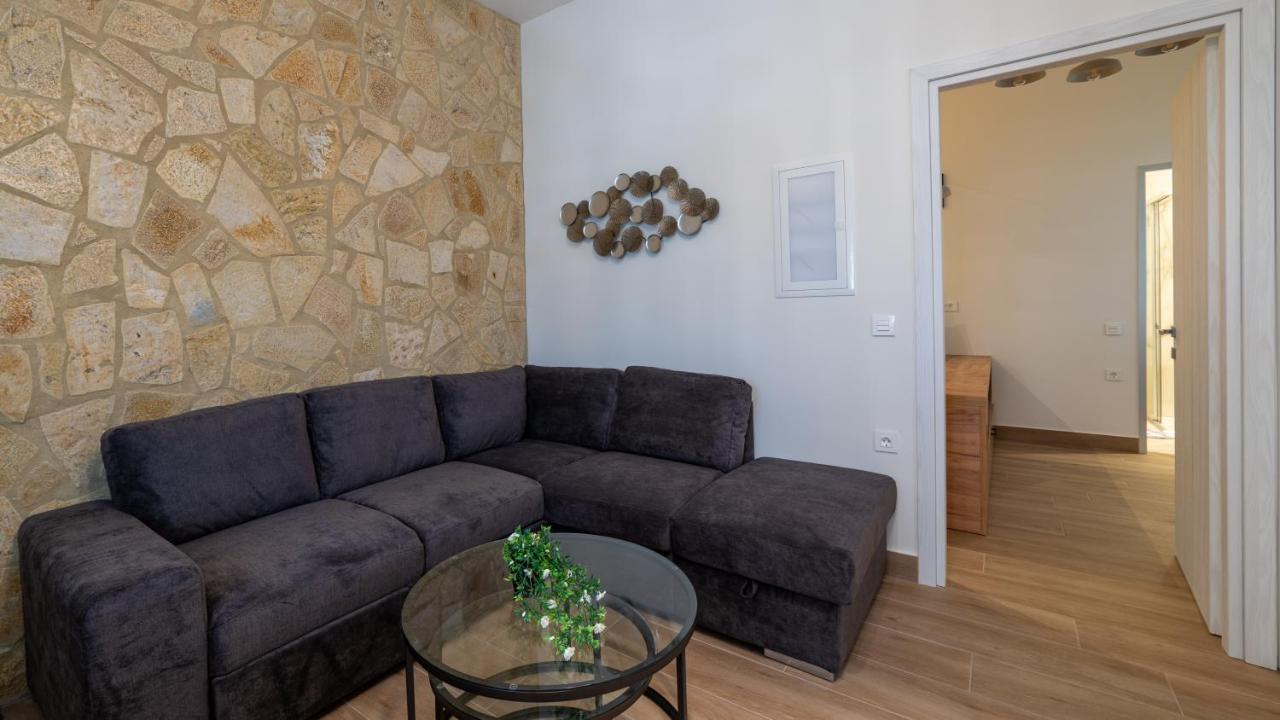 Melitta'S Luxury Apartments Anthousa  Exterior foto